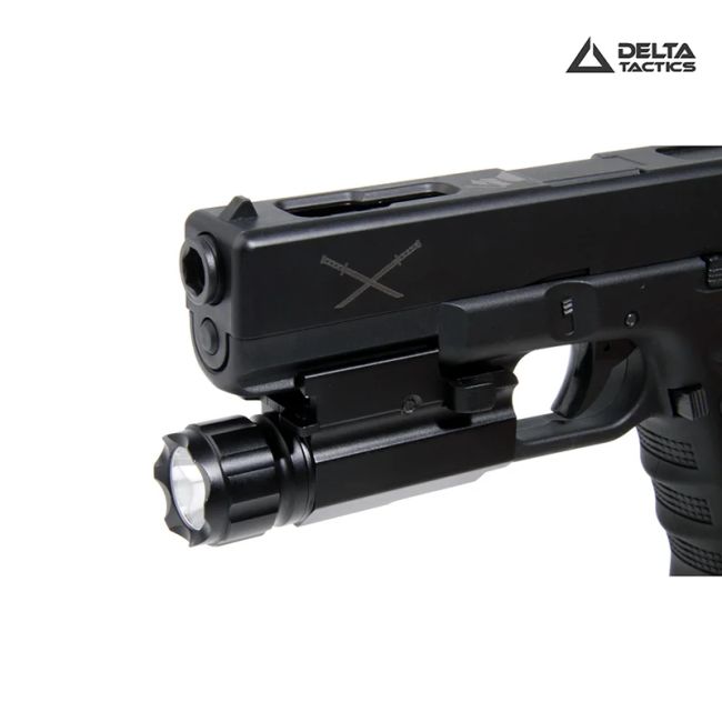 Linterna para Rail Picatinny DELTA TACTICS