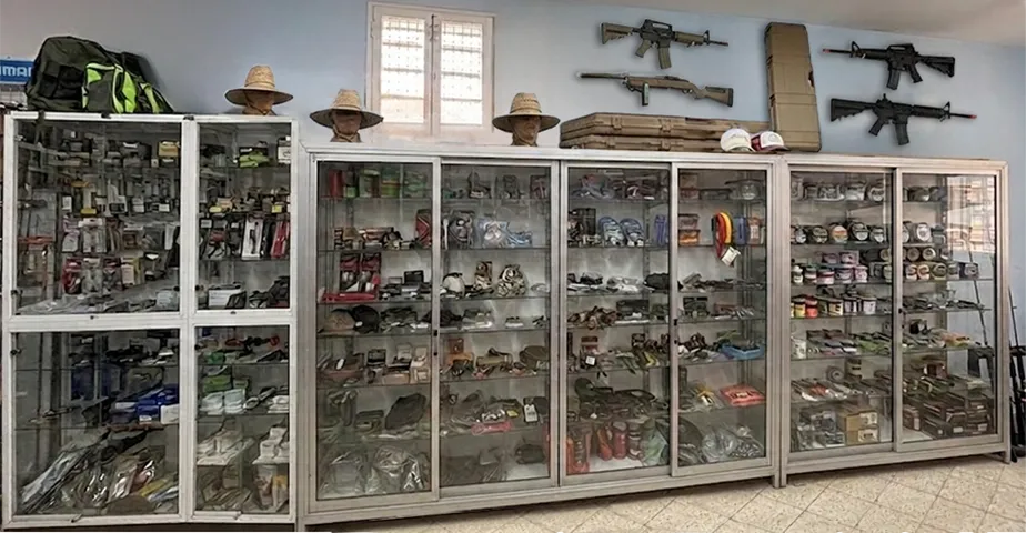 Exposición de réplicas de airsoft Battlefish Canarias